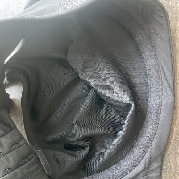 Cacique Full Coverage Bra 44 C Underwire Black Satin Cups Adjustable Strap Women - Picture 8 of 8